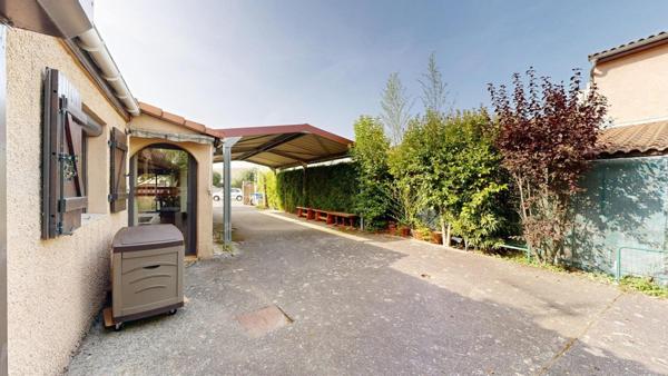 Un bijou à sublimer, plain-pied au fort potentiel!