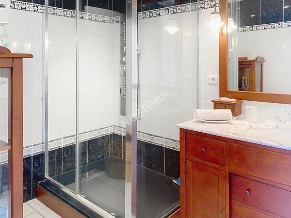 BELLE PROPRIETE FAMILIALE ... Evenos Le Broussan