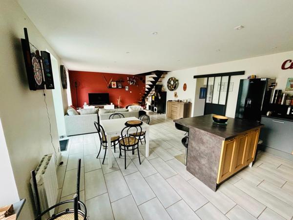 Maison à Plouisy, 22200 - 5 pièces 115m²