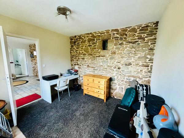 Maison à Plouisy, 22200 - 5 pièces 115m²