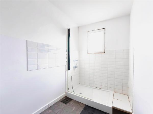 Peyrolles-en-Provence (13860) Maison T6 110m2 terrain de 500m2