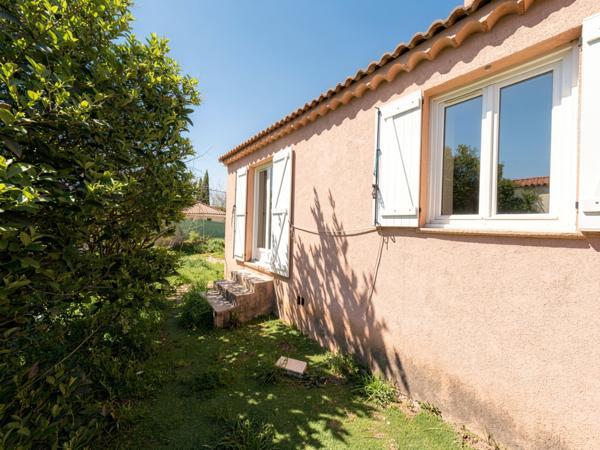Peyrolles-en-Provence (13860) Maison T6 110m2 terrain de 500m2