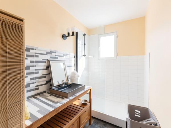 Peyrolles-en-Provence (13860) Maison T6 110m2 terrain de 500m2