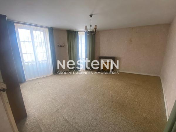 Belle maison de charme située à Noyen Sur Sarthe, axe Sablé/Le Mans - Gare SNCF