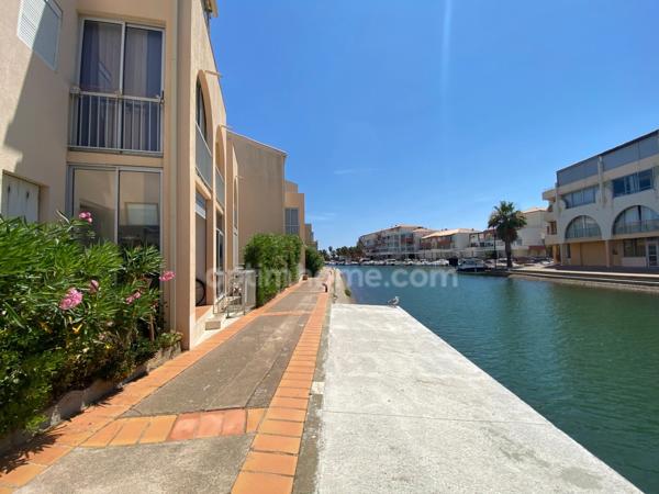 Appartement T2bis de 30m2 en rez-de-chaussée avec loggia à SETE (34)