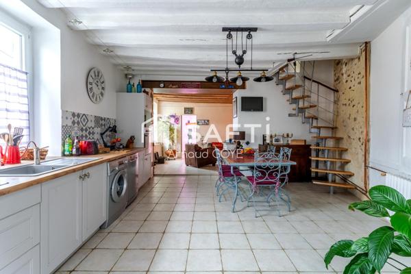 Maison rénovée – Secteur Croix Georgette / Route de Sablé – Allonnes (72700)