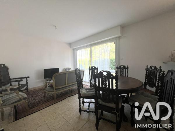 Maison à vendre 7 pièces 217 m² Saint-Pierre-du-Mont