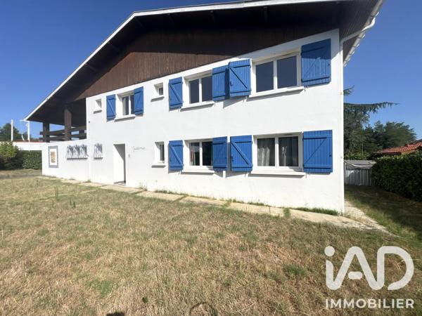 Maison à vendre 7 pièces 217 m² Saint-Pierre-du-Mont