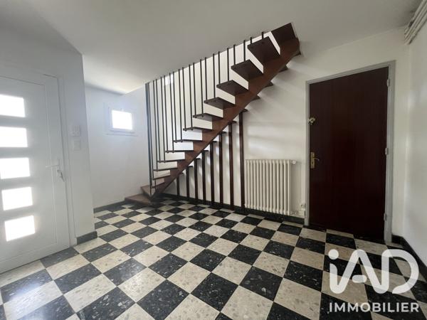 Maison à vendre 7 pièces 217 m² Saint-Pierre-du-Mont