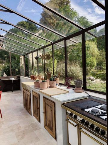 L'Isle-sur-la-Sorgue (84800) PROPRIETE 350 M 2