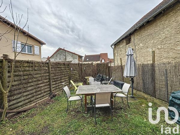 Maison de ville 7 pièces de 157 m² à Le Vernet (03200)