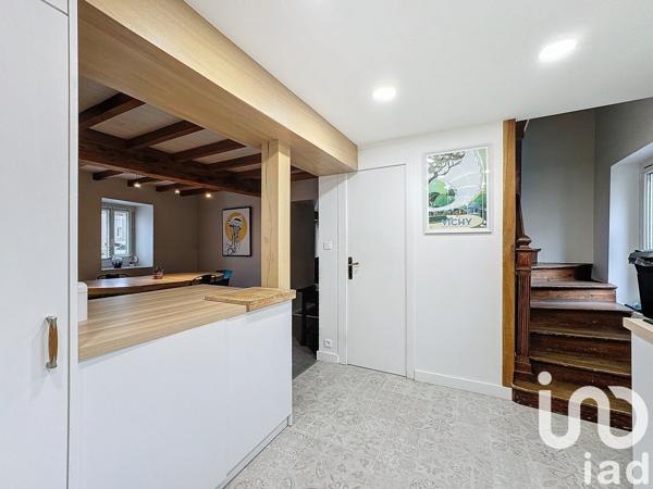 Maison de ville 7 pièces de 157 m² à Le Vernet (03200)