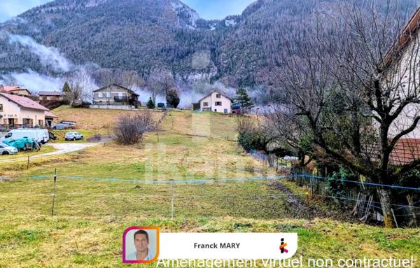 Terrain à Batir de 1 350 m²