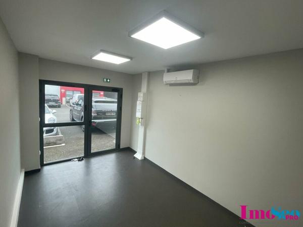 ENTREPOT à VENDRE