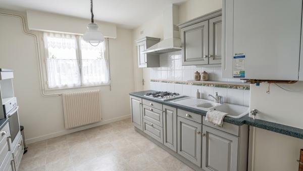 Appartement 3 pièces à vendre Châtellerault - 86100 / Réf: 12049