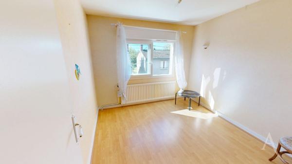 Maison de 117m2 Habitables trois chambres quartier Saint Christophe