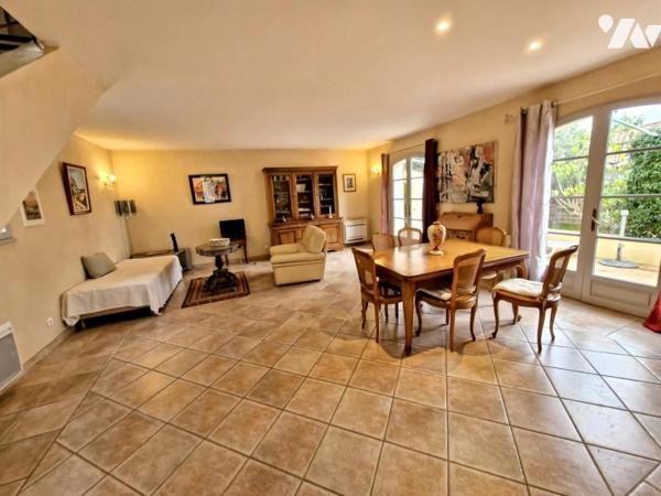 Maison T4 + Bureau + Grand garage