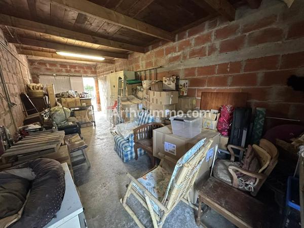 Vente                                                      Maison
                        
                     4 pièces                      89 m2                     à Saint-Astier