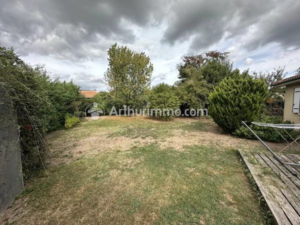 Vente                                                      Maison
                        
                     4 pièces                      89 m2                     à Saint-Astier