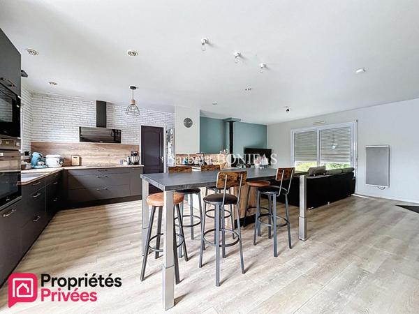 Maison Saint Sulpice La Pointe 7 pièces 143 m2