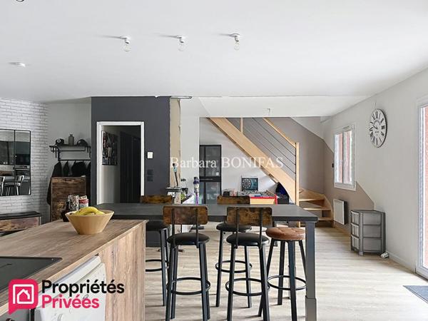 Maison Saint Sulpice La Pointe 7 pièces 143 m2