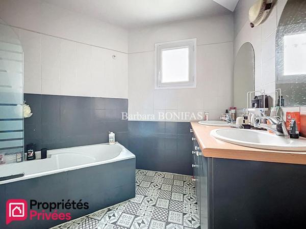 Maison Saint Sulpice La Pointe 7 pièces 143 m2