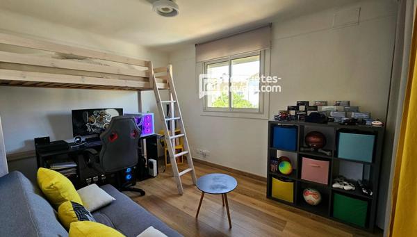 Elne maison de ville de 145 m² avec piscine et jardin