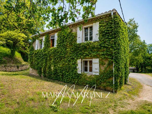 Maison en pierre rénovée avec dépendance de 120 m² et parc arboré de 3 500 m² ? Villeneuve-la-Comptal