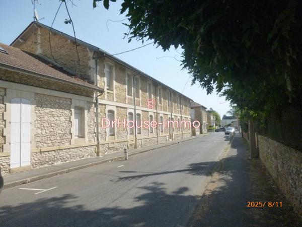 Immeuble à vendre 16 pièces de 709 m²