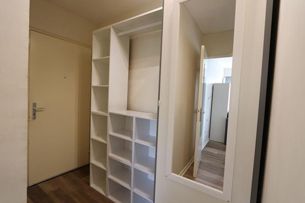 Orleans - Appartement studio 19 m2 - CHAUFF, EAUX FROIDES ET CHAUDES INCLUS