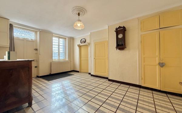 Maison à vendre    6 pièces • 142,12 m2 Athée