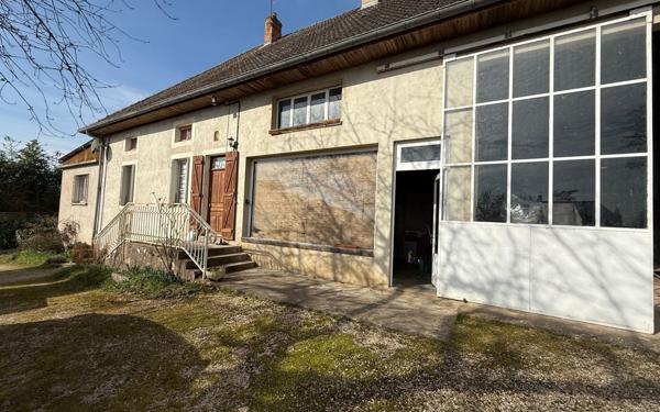 Maison à vendre    6 pièces • 142,12 m2 Athée