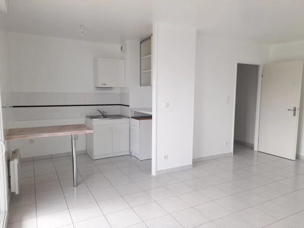 Vente                                                      Appartement
                        
                     3 pièces                      56 m2                     à Bouguenais