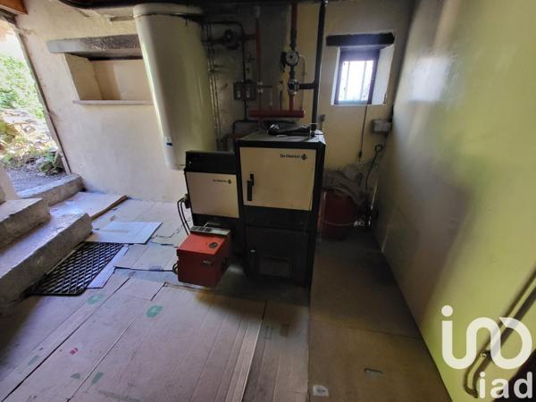 Maison de village 3 pièces de 63 m² à Ancy-le-Franc (89160)