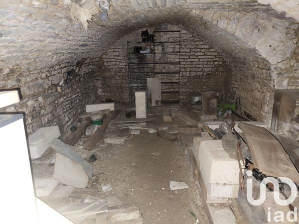 Maison de village 3 pièces de 63 m² à Ancy-le-Franc (89160)