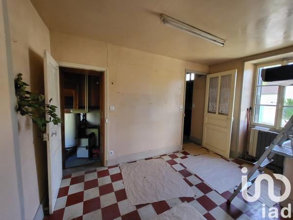 Maison de village 3 pièces de 63 m² à Ancy-le-Franc (89160)