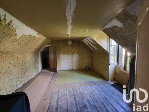 Maison de village 3 pièces de 63 m² à Ancy-le-Franc (89160)