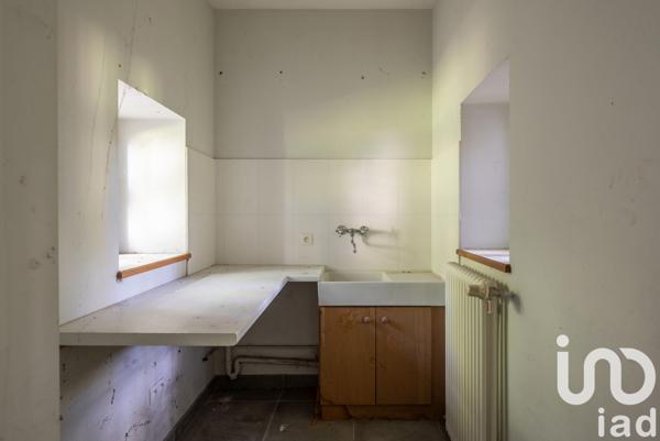 Maison à vendre 15 pièces 650 m² Claix