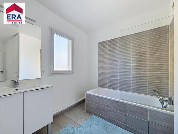 Appartement 3 pièces de 70 m² avec balcon - Résidence récente et sécurisée