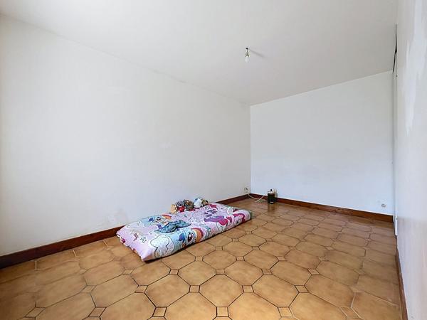 Maison plain-pied 4 chambres avec jardin à louer à Barbaste