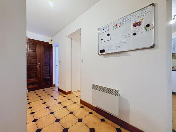 Maison plain-pied 4 chambres avec jardin à louer à Barbaste