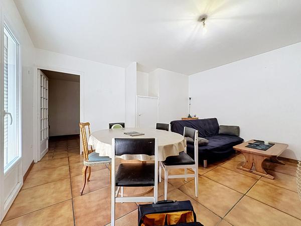 Maison plain-pied 4 chambres avec jardin à louer à Barbaste