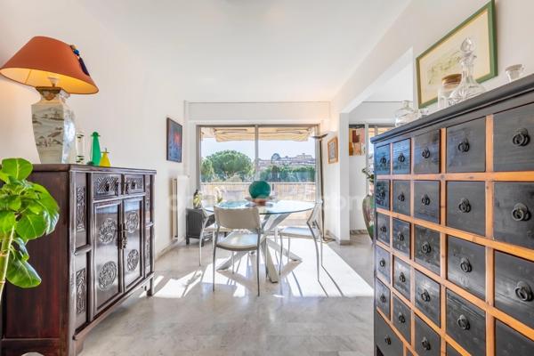 Appartement - 5 pièces 111 m2 - Terrasse - Cave - Garage - Piscine - Tennis - Parc - Proche Parc Montcalm - Tram Ligne 5