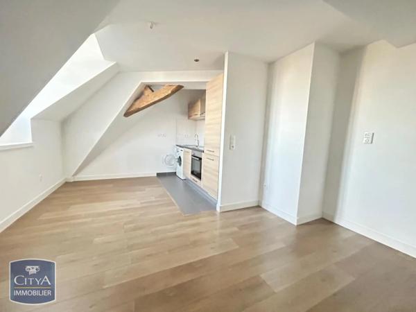 Appartement à louer 2 pièces 42.12m² Arras (62000)
