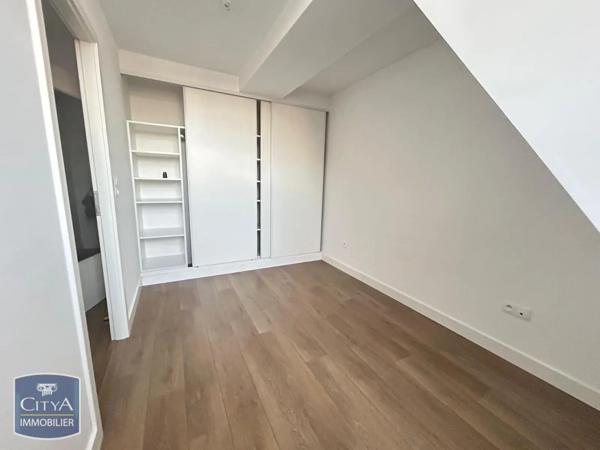 Appartement à louer 2 pièces 42.12m² Arras (62000)