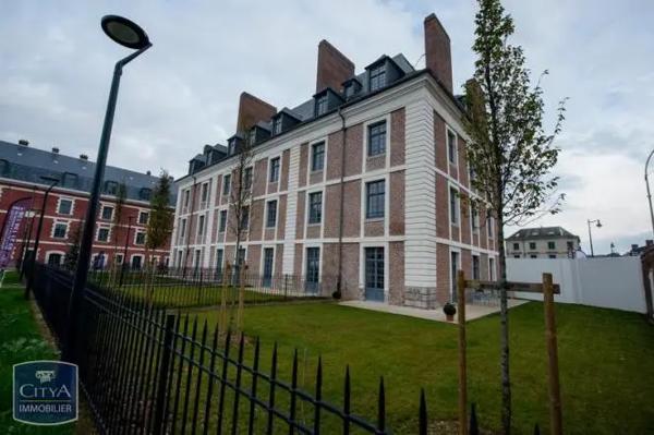 Appartement à louer 2 pièces 42.12m² Arras (62000)