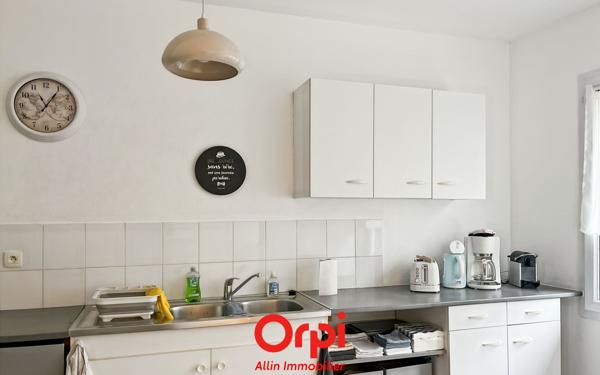 Appartement à vendre    2 pièces •  Néris-les-Bains