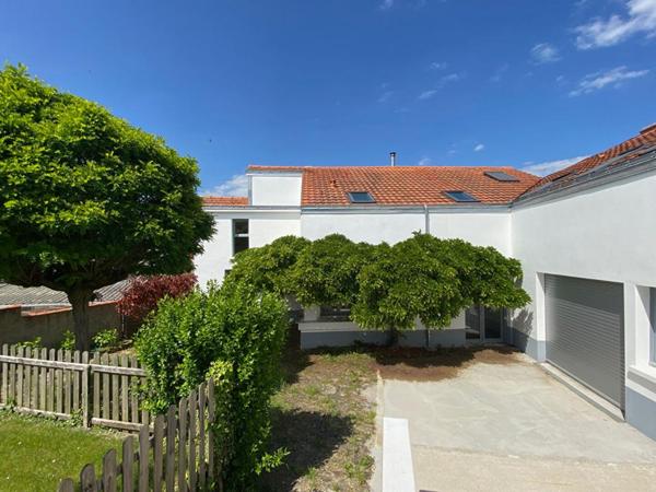 MAISON - 9 PIÈCES 230 M² - 5 CHAMBRES  - 44710 PORT SAINT PÈRE - BUDGET 515 000  HAI