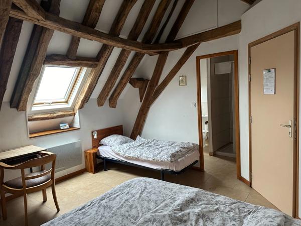 Demeure historique PRECY-SOUS-THIL composée de 15 pièces (390 m²) et 950 m² de dépendances