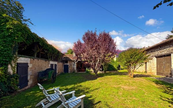 Maison à vendre    4 pièces • 90 m2 Antonne-et-Trigonant